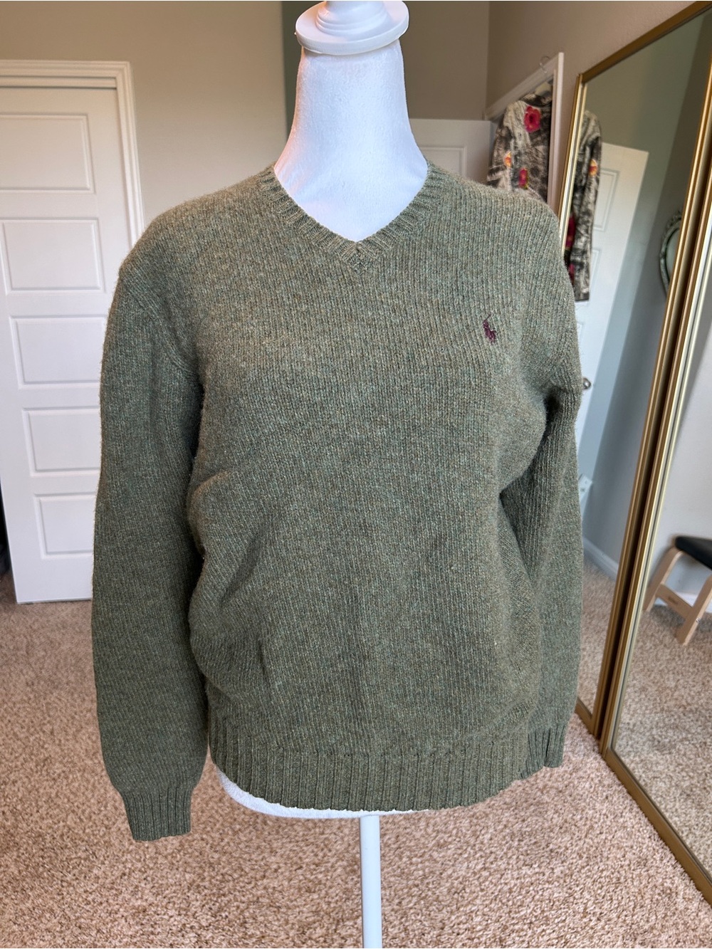POLO RALPH LAUREN 100% Wool V-Neck Sweater Army Green Women’s Size Medium